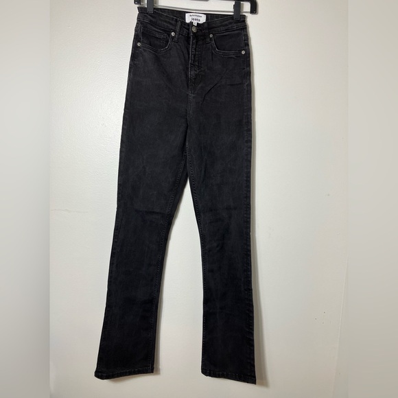 Reformation Jeans Wynn Ultra High Rise Slim Straight‎ Sz 27 Black Comfort - Picture 1 of 8